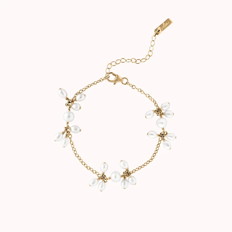 Luxury Jewelry Sale – Sparkle For Less Pearl Blossom Bracelet