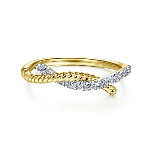 Elegant Jewelry Pieces At Unbelievable Prices 14K Yellow Gold Diamond and Twisted Rope Knot Ring Elegant Jewelry Pieces At Unbelievable Prices 14K Yellow Gold Diamond and Twisted Rope Knot Ring