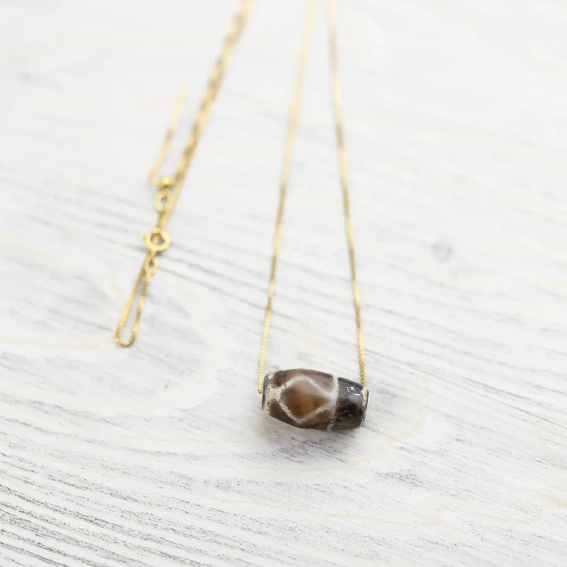 Dainty Floral Jewelry For Feminine Elegance Ancient Diamond Eyes Dzi Bead