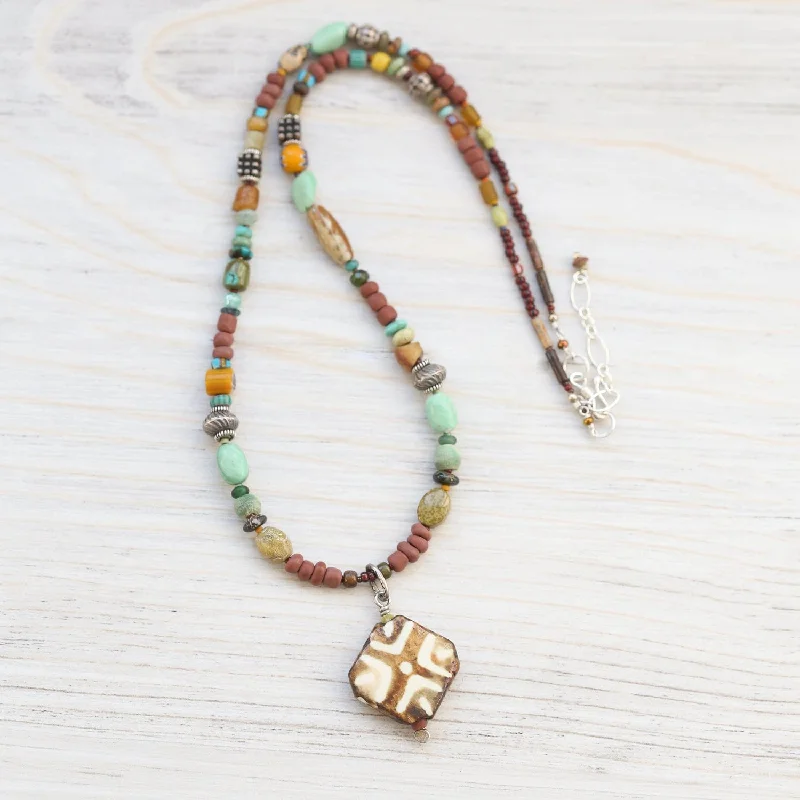 Chic, Trendy, And Affordable Jewelry Sale Echoes of Time Pumtek Necklace