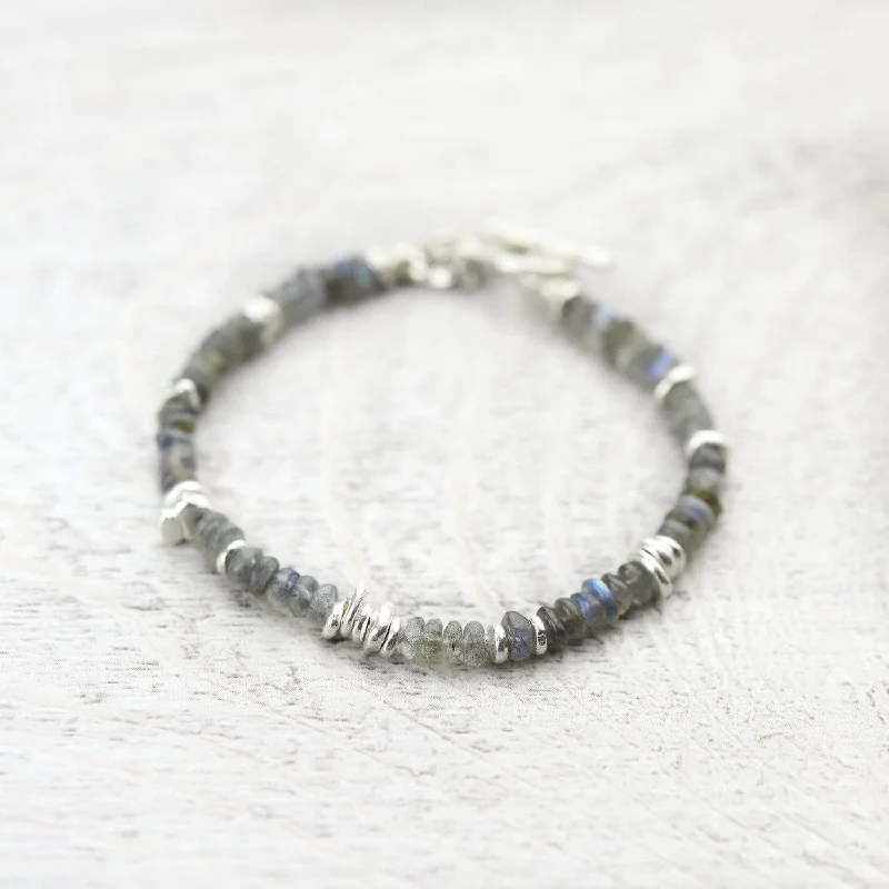 Dainty And Elegant Jewelry Now At Reduced Prices Hill Tribe Silver Earth Energy Bracelet Dainty And Elegant Jewelry Now At Reduced Prices Hill Tribe Silver Earth Energy Bracelet